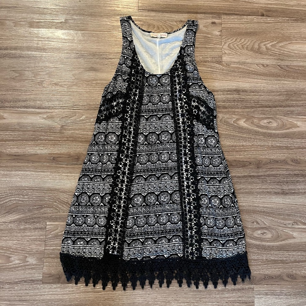 Altar’d State black and white dress